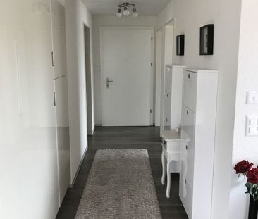 Moderne Attika-Wohnung | Ideale Anbindungen | Gepflegte Überbauung - Photo 3