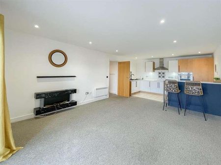 Midway Quay, Eastbourne, BN23 - Photo 2