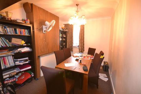 3 bedroom terraced house to rent - Photo 4