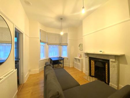 1 bedroom flat to rent - Photo 2