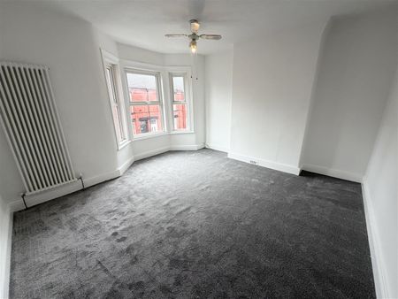 Asquith Avenue, Birkenhead - Photo 3