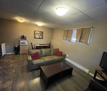 Croston Fourplex Lower Available April 1, 2026 - Photo 2