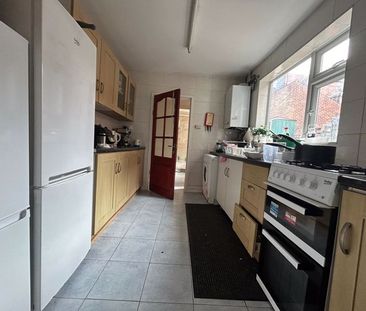 Kimbolton Avenue, Nottingham - Photo 3