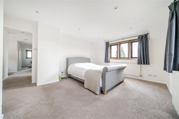 3 bedroom detached house to rent - Photo 1