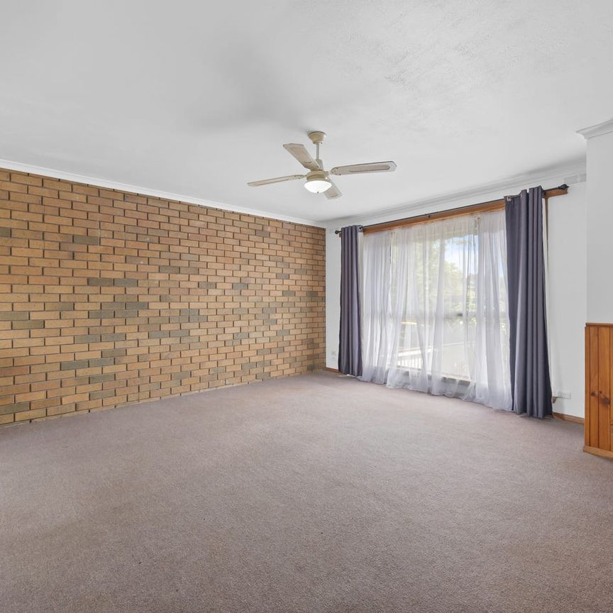 2 BEDROOM UNIT IN SEBASTOPOL - Photo 1