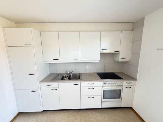 Spacious with balcony - Photo 1