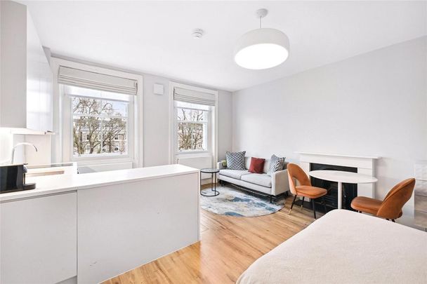 Studio to rent - Photo 1