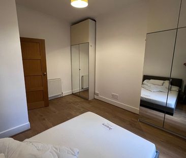 2 Bed Flat, Lichfield Road, NW2 - Photo 5