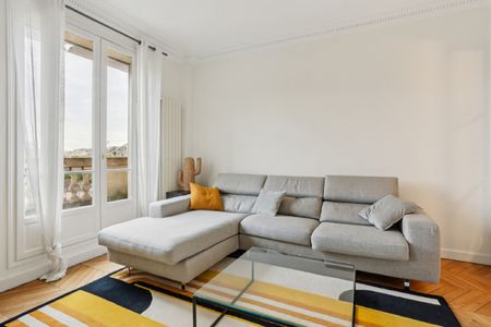 Appartement meublé avec balcons - Avenue de Suffren - Photo 5