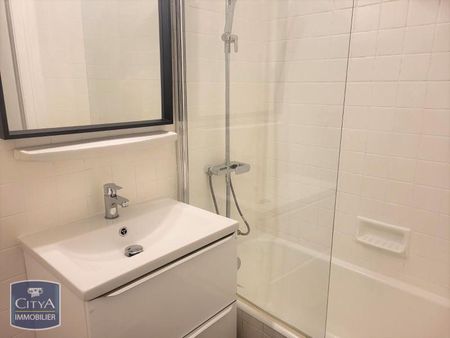 Location Appartement 2 pièces 31m² ANNECY 74000 - Photo 3