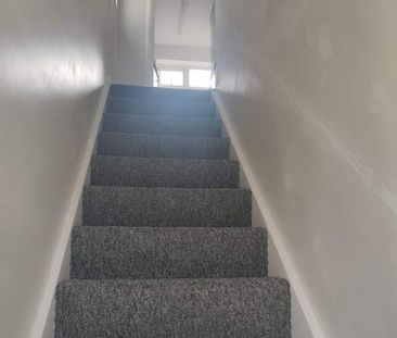 2 Bed Maisonette, Northwold Road, E5 - Photo 4