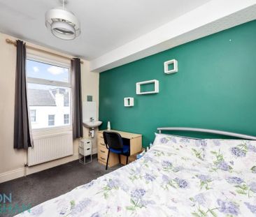 5 bedroom terraced house to rent - Photo 4