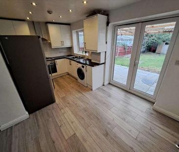 Tiverton Road, Edgware, HA8 - Photo 3