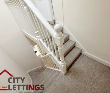 6 Bedroom End Terraced House - Photo 1