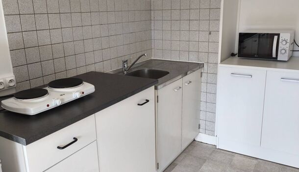 Appartement 1 pièces 29m2 REIMS 540 euros - Photo 1