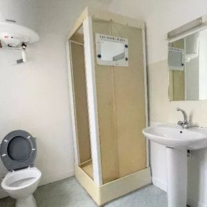 Location Appartement 1 pièces 25 m2 à La Guerche-de-Bretagne - Photo 2