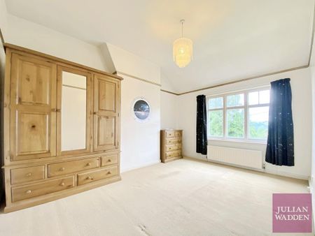 3 bedroom semi-detached house to rent - Photo 4