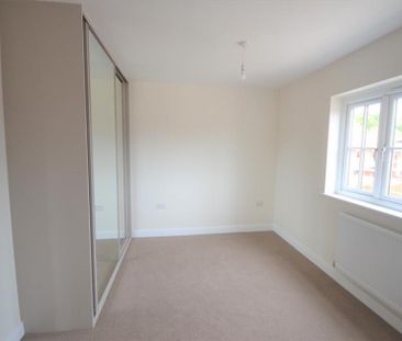 4 Bedroom Detached To Let - Photo 5