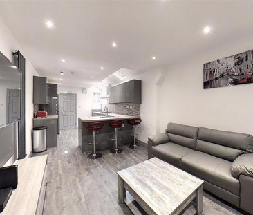 6 bedroom house to rent - Photo 3