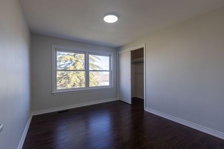 For Lease - 39 Milne Lane, East Gwillimbury, Ontario - Photo 4