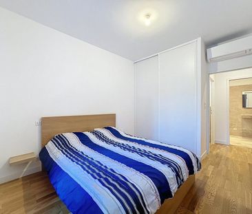 Location Appartement 2 pièces Meublé 47m² AJACCIO 20000 - Photo 4