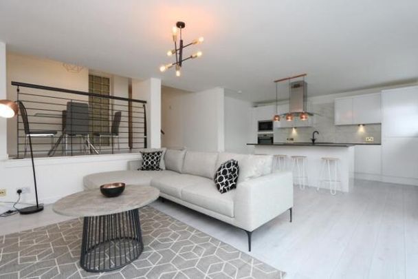 2 bedroom flat to rent - Photo 1