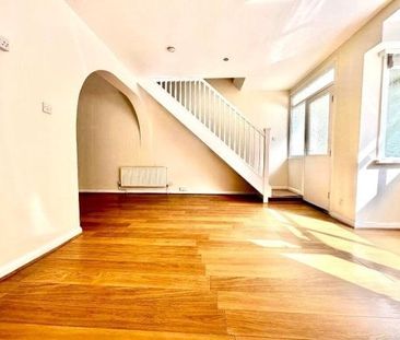 Chigwell Road, South woodford, E18, Property for rent - Photo 1