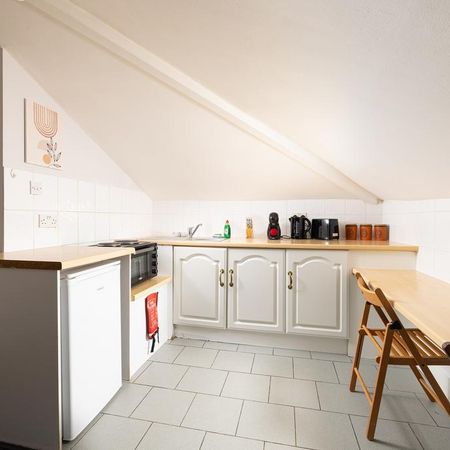 1 bedroom flat to rent - Photo 3