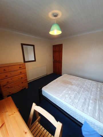 10 TEIGNMOUTH ROAD - Photo 4