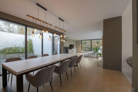 Maison T10 à louer Vern Sur Seiche - 400 m² - Photo 2