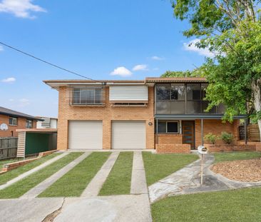 Bring the Boat, Caravan & More - Loads of Room! - Photo 3