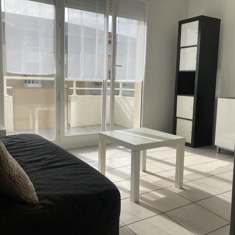 Location Appartement 2 pièces Meublé 31m² BRUGES 33520 - Photo 1