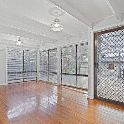 Cranebrook - Photo 1