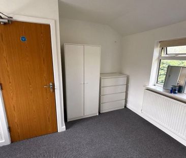 2 bedroom house share to rent - Photo 3
