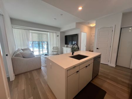 For Lease - 415 Sea Ray Avenue Unit# 223, Innisfil, Ontario - Photo 4