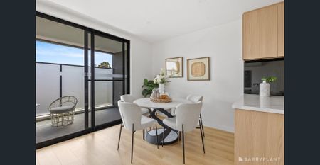 Brand New, High-end Lifestyle. - Photo 3