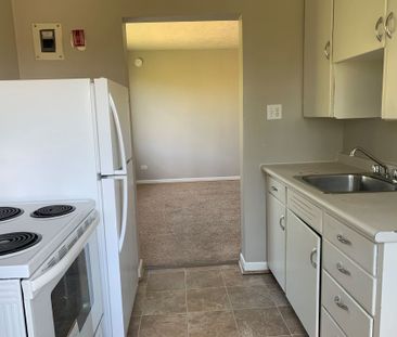 8 4323 51 Avenue - Photo 4