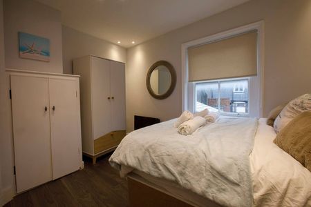 Saint Thomas Street - Photo 5