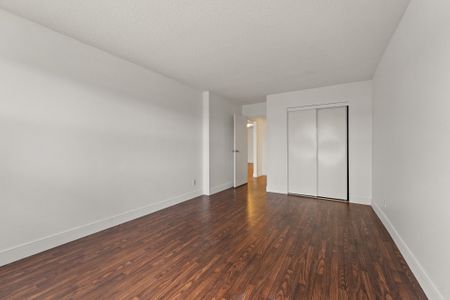 Plaza East Apartments - Photo 2