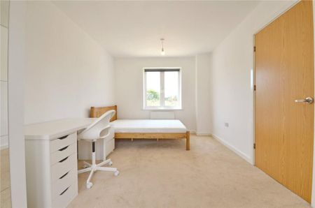 4 Bed Detached House, Harding Road, BS34 - Photo 3