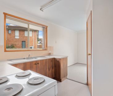 Immaculate two bedroom villa - Photo 5