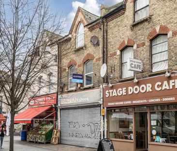 1 bedroom Flat To Let - Photo 2