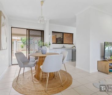 5 Dale Close, Bayview Heights - Photo 3