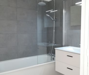 Location Appartement 2 pièces 28m² ELBEUF 76500 - Photo 2