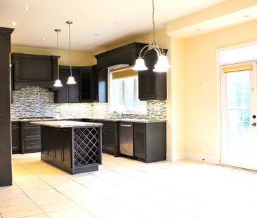 For Lease - 1275 Saginaw Crescent, Mississauga, Ontario - Photo 5