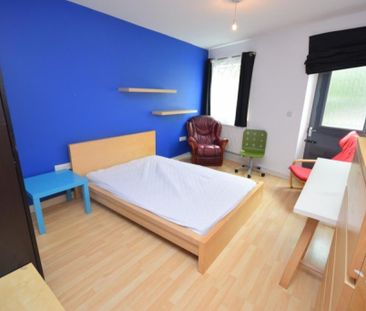 3 bedroom townhouse to rent - Photo 3