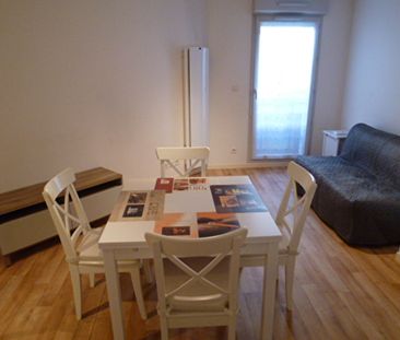 Location appartement 1 pièce, 26.00m², Carrières-sous-Poissy - Photo 2
