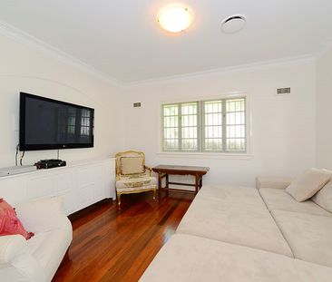 207 Chatsworth Road,COORPAROO - Photo 6