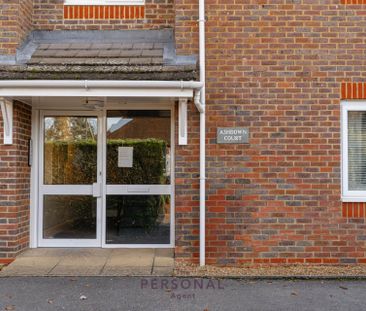 Alexandra Road, Epsom - Photo 2