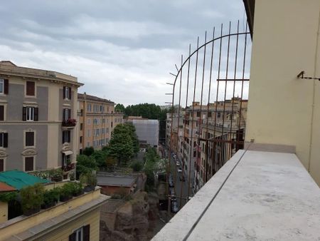 Via Labicana, Rome, Lazio 00184 - Photo 2